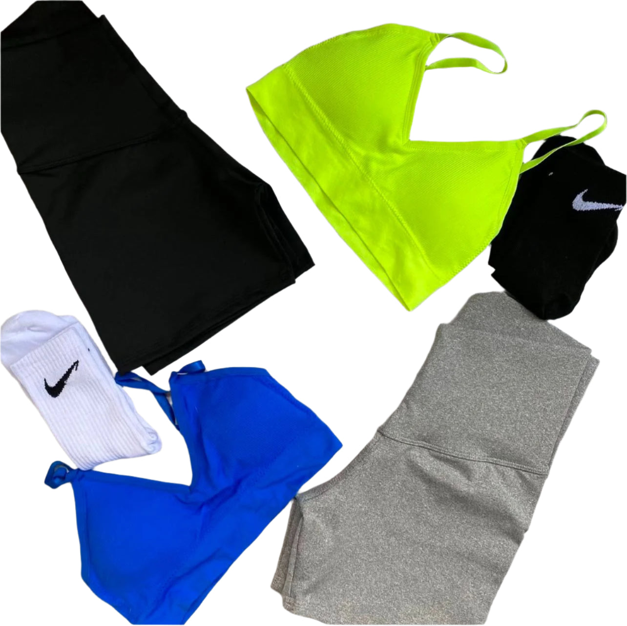 COMBO 6 ( 2 tops, 2 shorts y 2 medias)