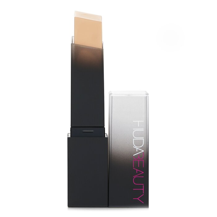 HUDA STICK CONCEALER 150 Creeme