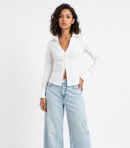 Blusa de manga larga con botones y escote en V- Blanco